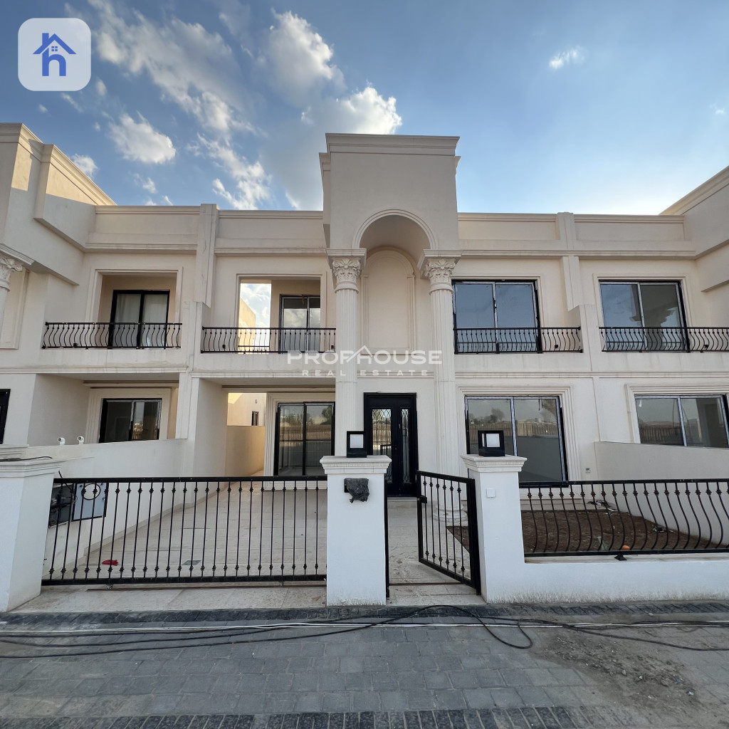 Modern family home in Diyari City