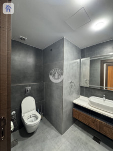 Modern Apartment with 4 Bedrooms Resim 14