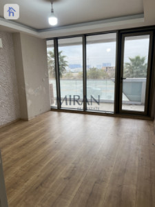 Spacious Apartment in Star Towers Image 6