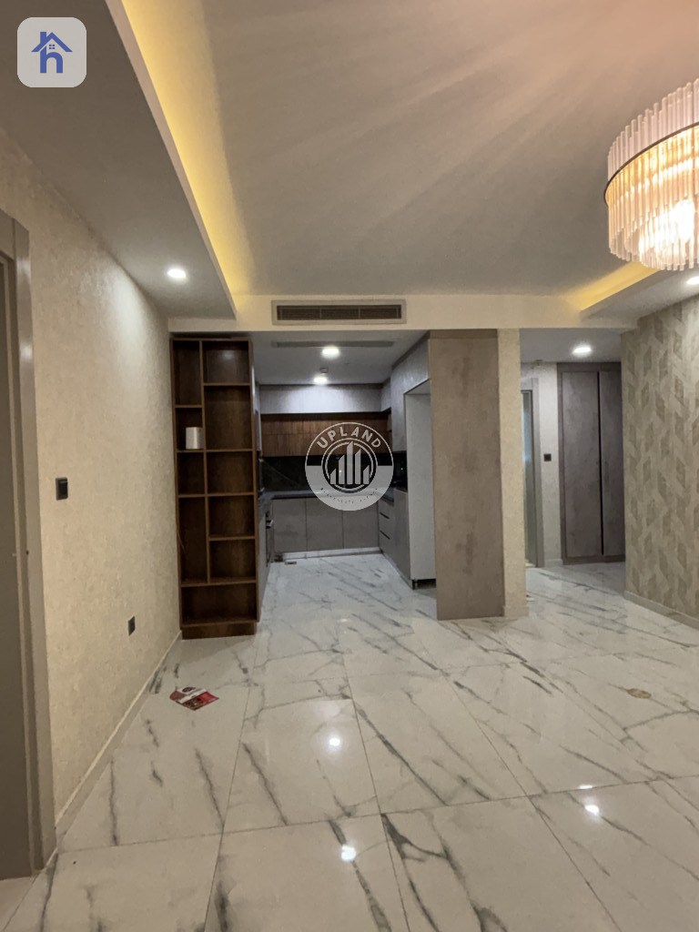 شقة واسعة في سكاي تاورز