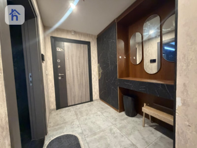 Luxury Apartment image 28