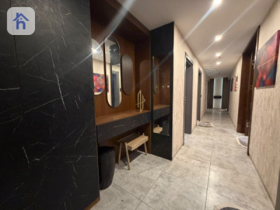 Luxury Apartment image 29