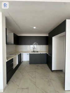 Modern 1BR Apartment in Empire Pearl Towers Resim 6