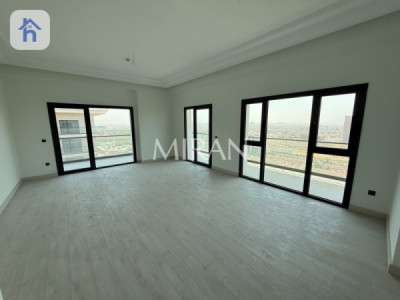 Spacious Apartment in Rami Towers — 1