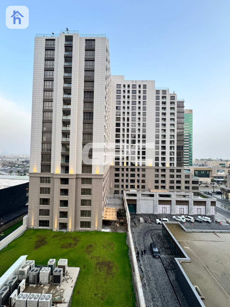 Spacious Apartment in Boulevard Image 2