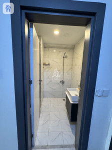 Spacious Apartment with Stunning View Image 6