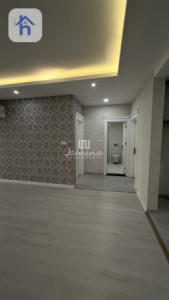 Spacious 2 Bedroom Apartment with Modern Design Image 3