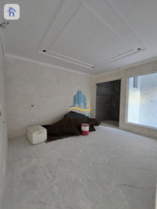 Modern house with 4 bedrooms image 21