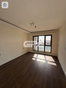 Modern Apartment with City View Image 5