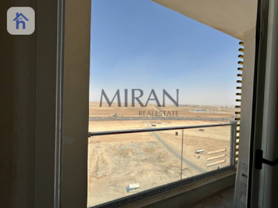 Stylish Apartment with Airport View Image 5