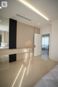 منزل واسع في رويال جاردن image 14