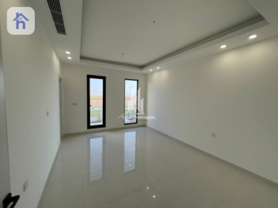 Spacious 4 Bedroom House For Sale Image 12