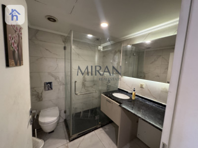 Studio Apartment image 5