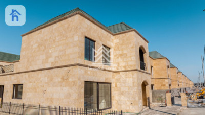 Luxury House Image 4