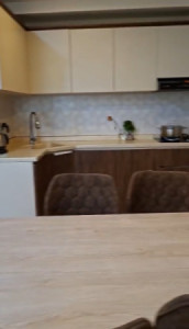 شوقەی ڕاخراو بۆ فرۆشتن وێنە 6