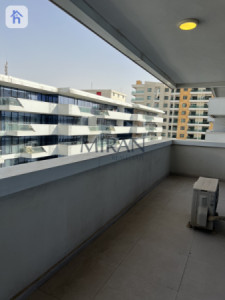 Cozy Studio Apartment in Star Towers image 5