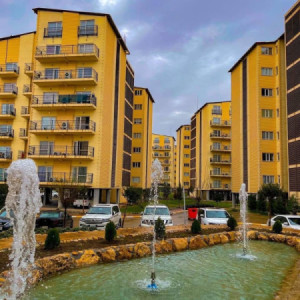 Corner Apartment with Garden view image 3