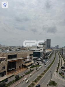 Cozy 1Bed with city views Image 8