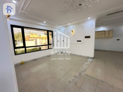 Spacious House in Ashti City 2 Image 5