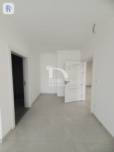 Commercial House For Rent Image 14