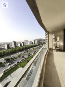 Stylish Apartment with Spacious Layout Image 5