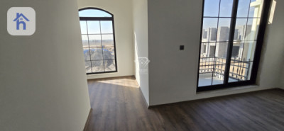 Spacious House in Mirage City Image 7