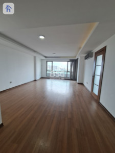 شقة حديثة ب 3 غرف نوم image 1