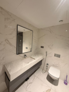 Chic 1-Bedroom Apartment with Modern Amenities image 8