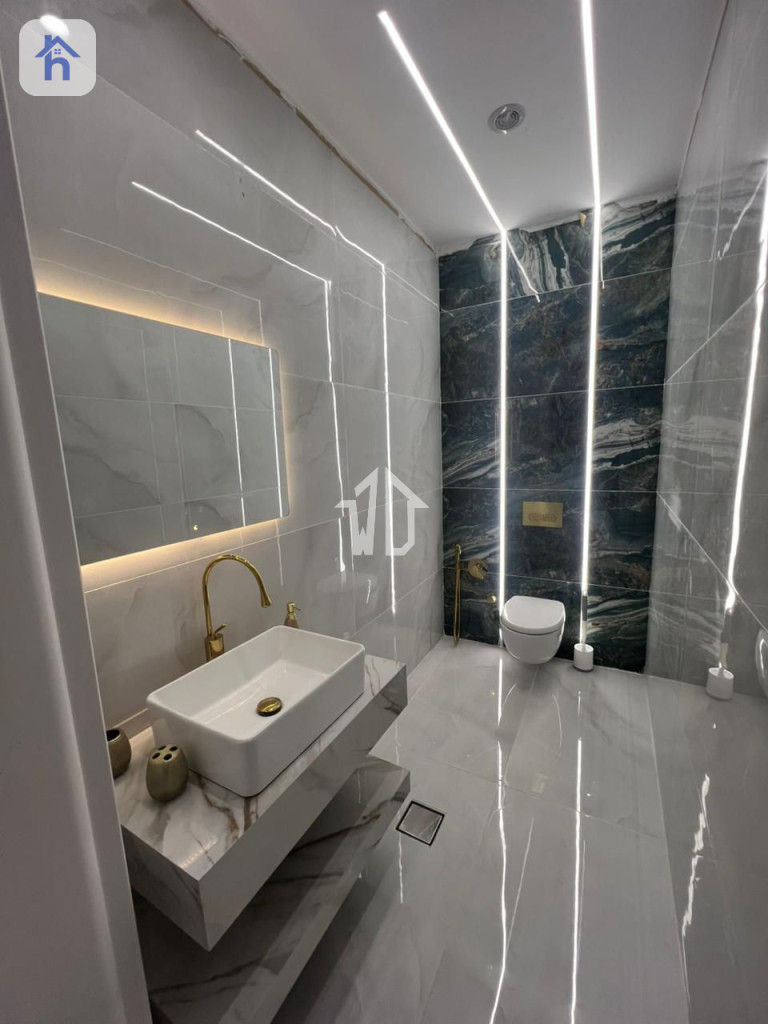 Spacious House in Hiwa City Image 18