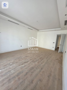 New Corner House image 9
