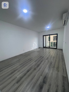 120m² Office in Life Towers Resim 3