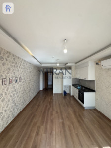 شقة بواجهة داخلیة image 2