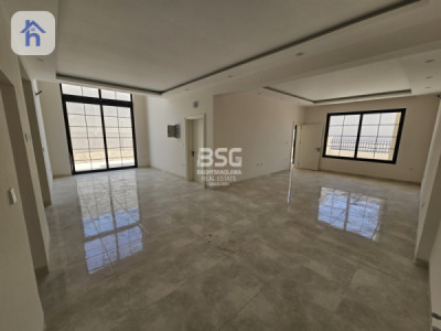 Spacious house in Slava City 2 Resim 8