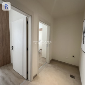 Luxurious Apartment with Great Views Image 6