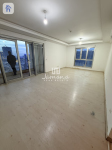 Spacious 2-Bedroom Apartment with Stunning Views image 1