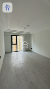 Modern 2 Bedroom Apartment image 6