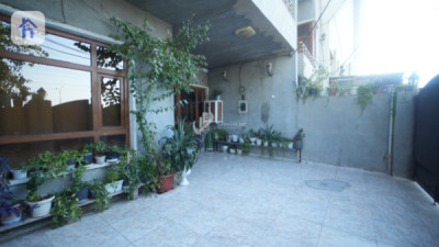 Commercial House (250m²) image 2