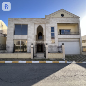 Spacious House in Erbil, Lebanese Village image 1