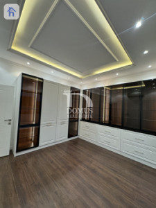 Modern House image 12