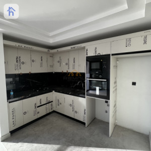Sleek Apartment with Beautiful Interior for Rent image 3