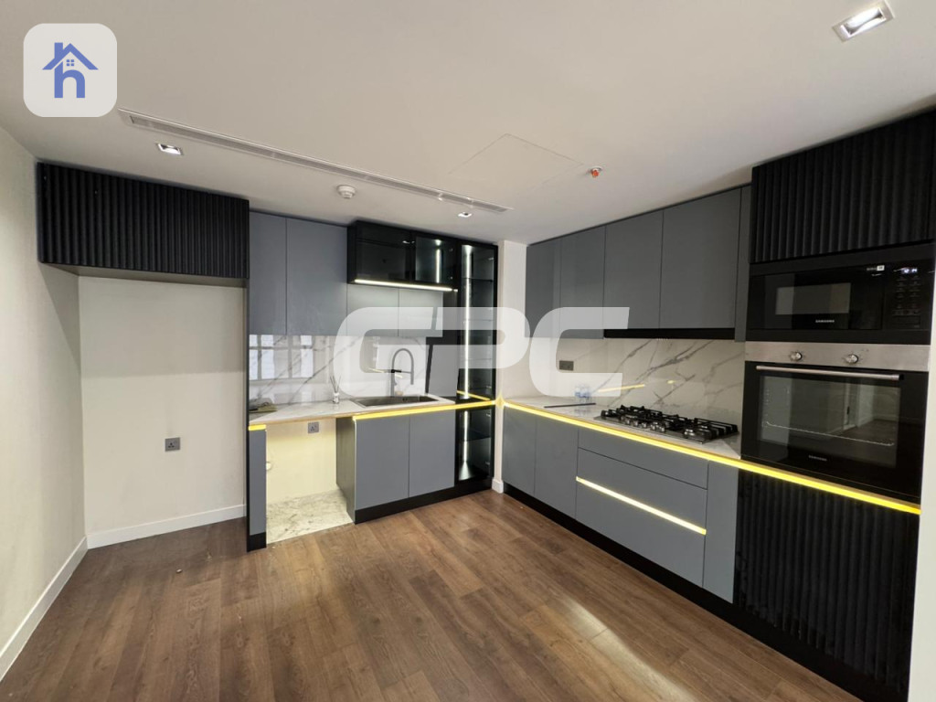 Cozy Two-Bedroom Apartment in Great Location Image 2