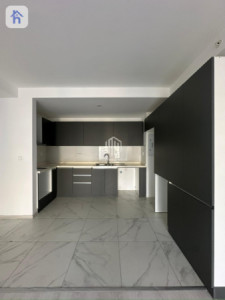 Modern apartment in Empire Pearl Towers Image 5