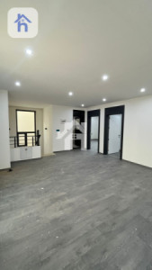 Modern House with 4 Bedrooms Image 13