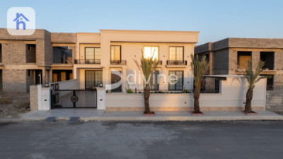 Luxury Villa For Sale image 2