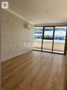 Modern 2-Bedroom Apartment in Prime Location image 6