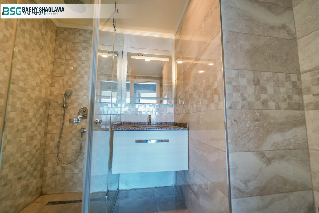 Stylish Apartment with 2 Bedrooms Resim 9