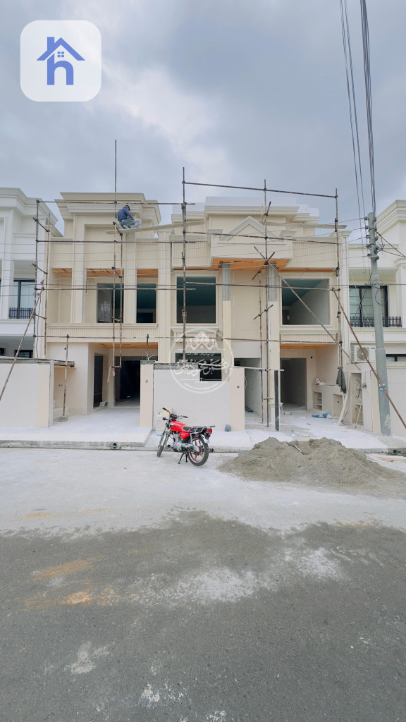 Twin House