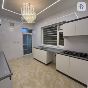 One Floor House image 4