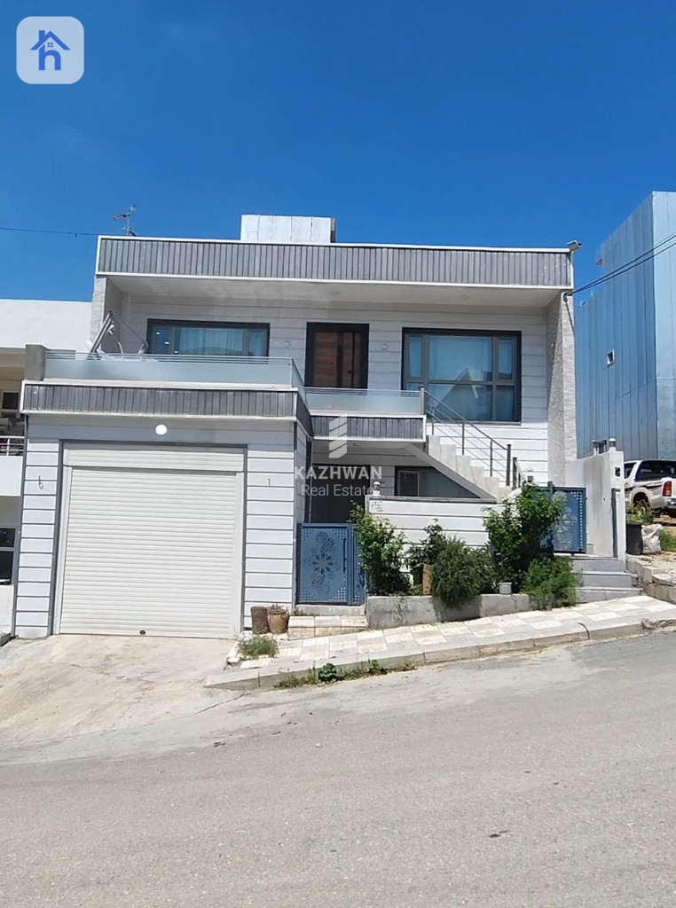 House (200m²)