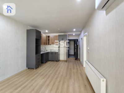 Modern 1-Bedroom Apartment Image 4